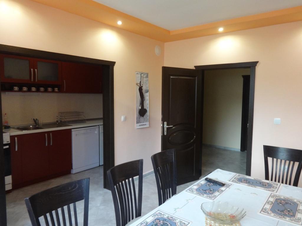 Guest House Karaulanov Elhovo  Εξωτερικό φωτογραφία
