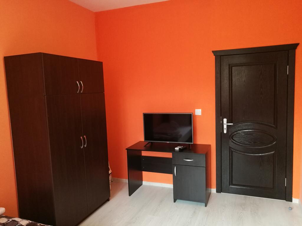 Guest House Karaulanov Elhovo  Εξωτερικό φωτογραφία