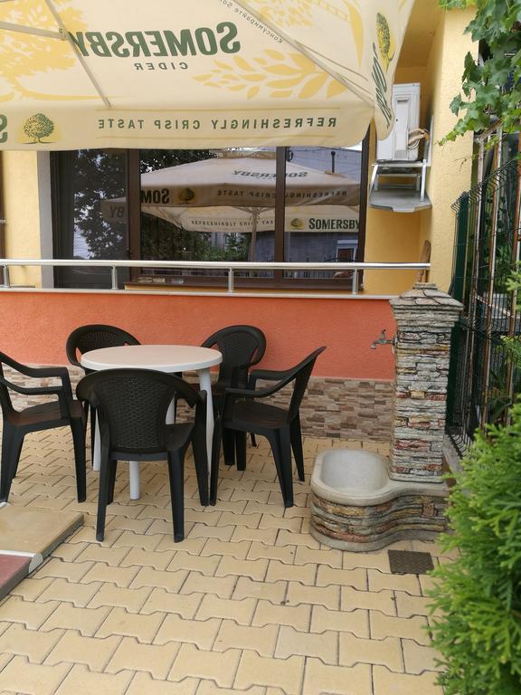 Guest House Karaulanov Elhovo  Εξωτερικό φωτογραφία